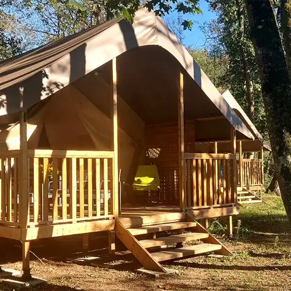 hébergement glamping Lot